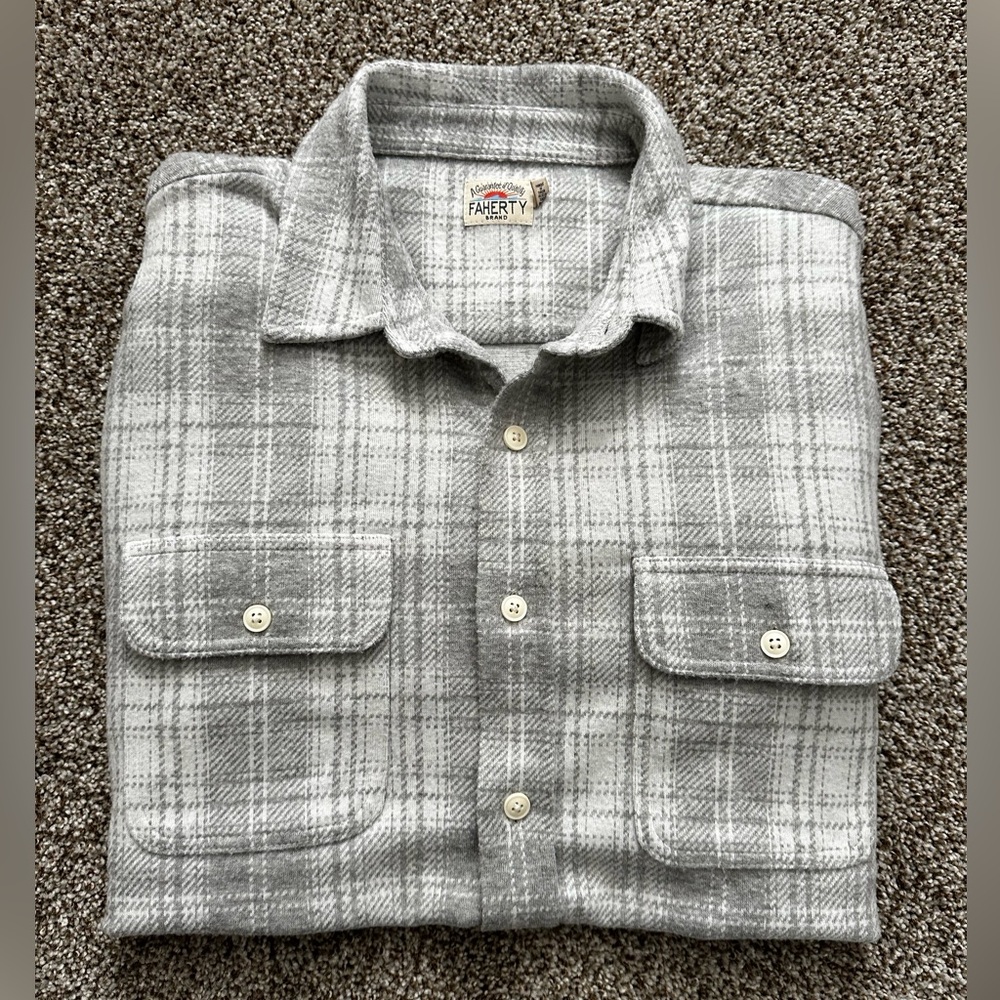 Men’s Faherty large white & gray long sleeve button down